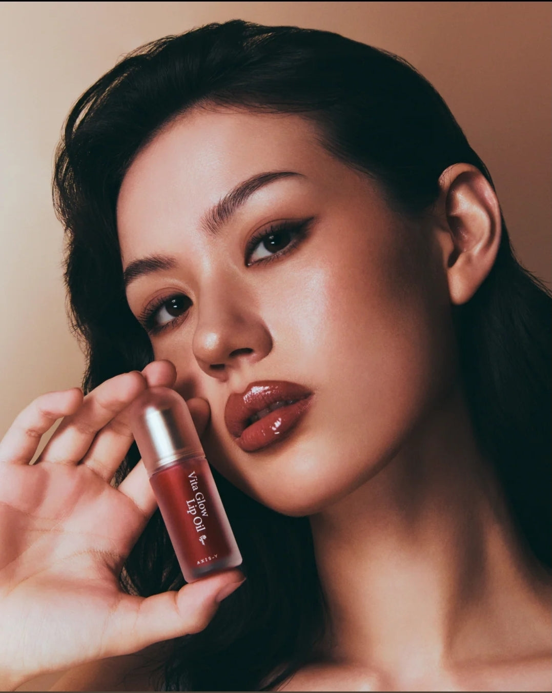 Vita Glow Lip Oil - Chilled Berry 4.5g